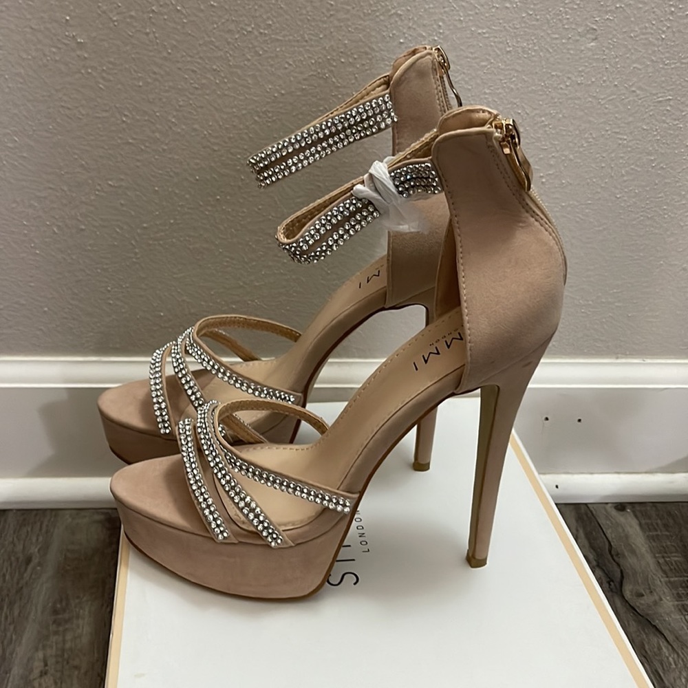 Platform Heels - Picture 3 of 6